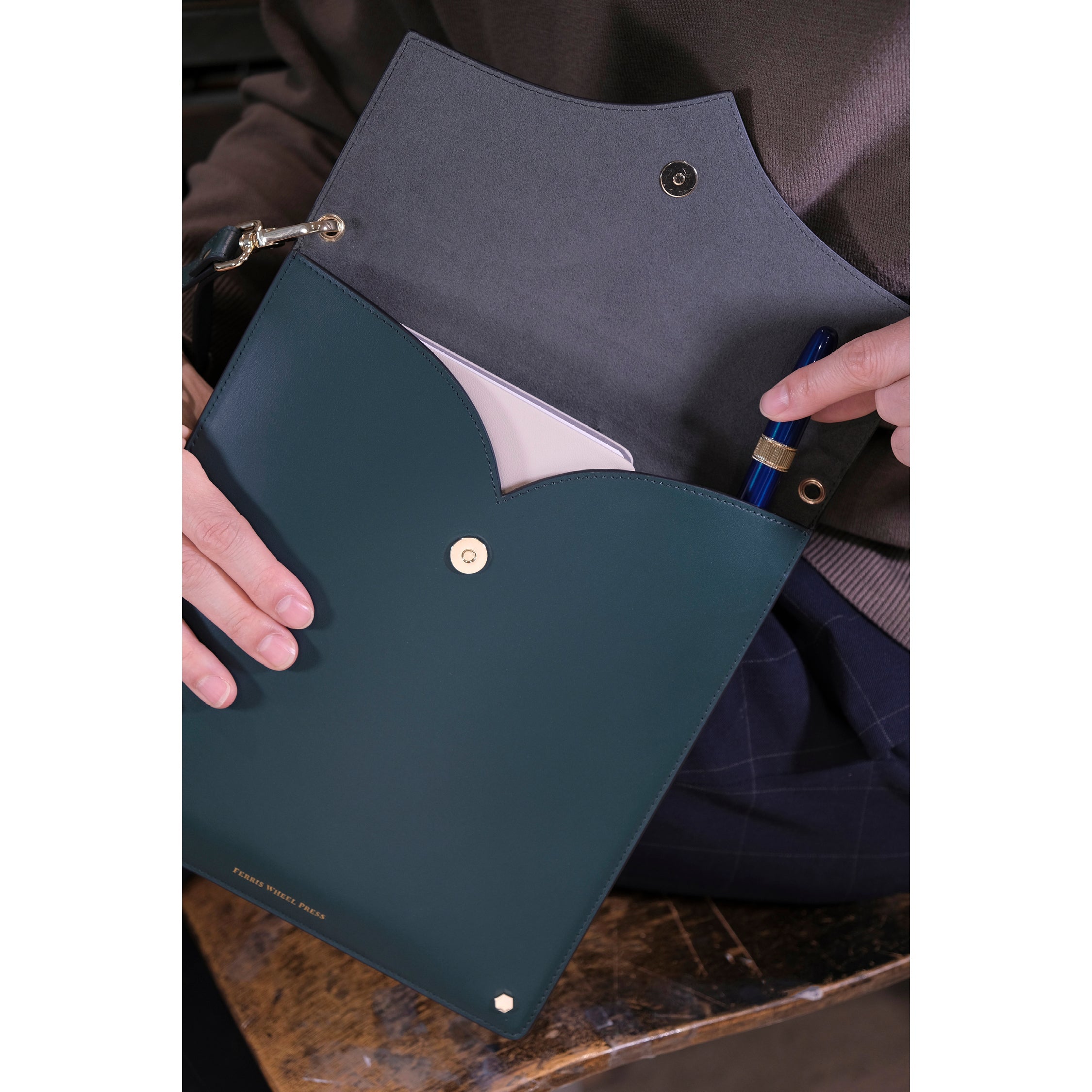 Leather Stationery Collection - The Pendant Folio A5 / Deep Teal