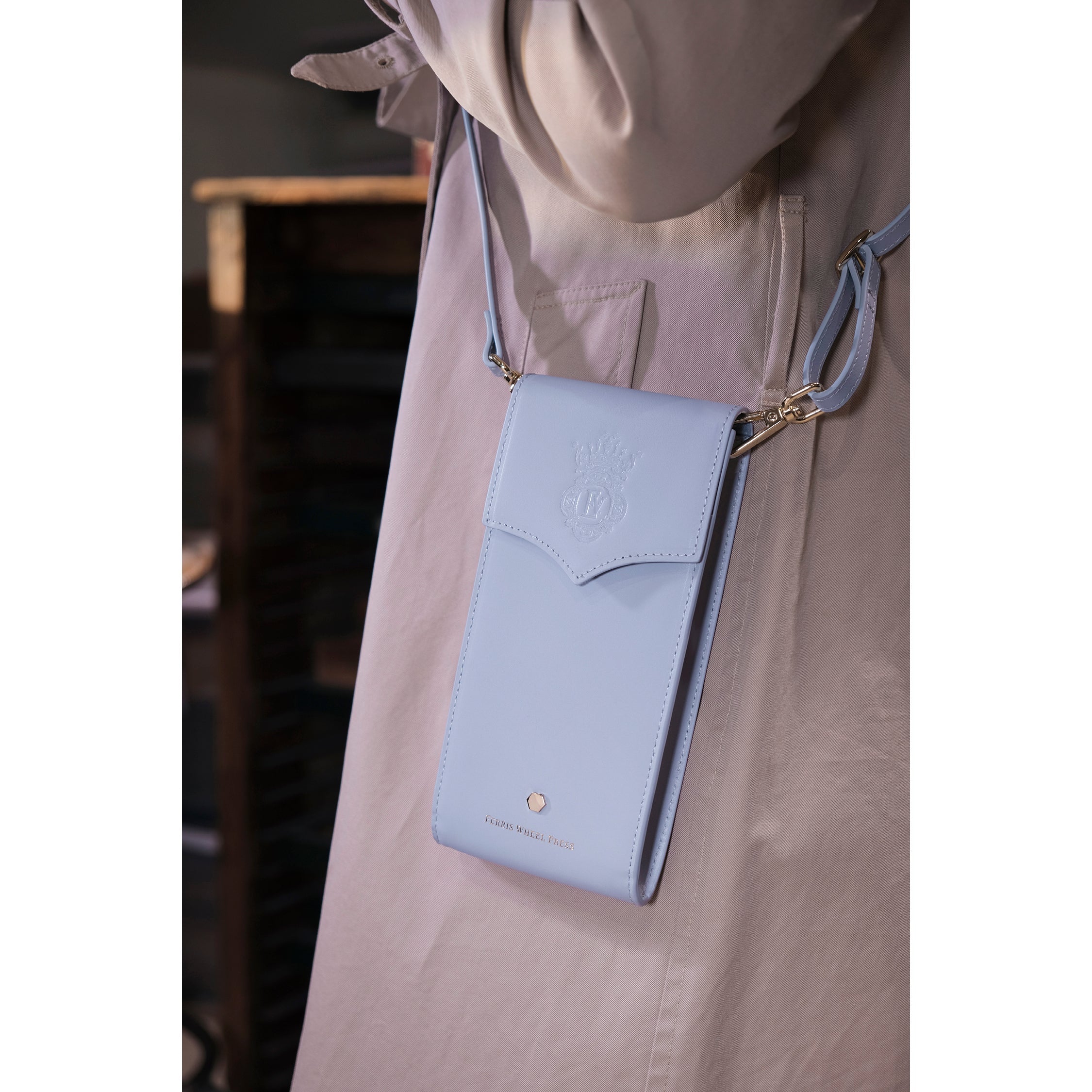 Leather Stationery Collection - The Pendant Purse / Light Blue