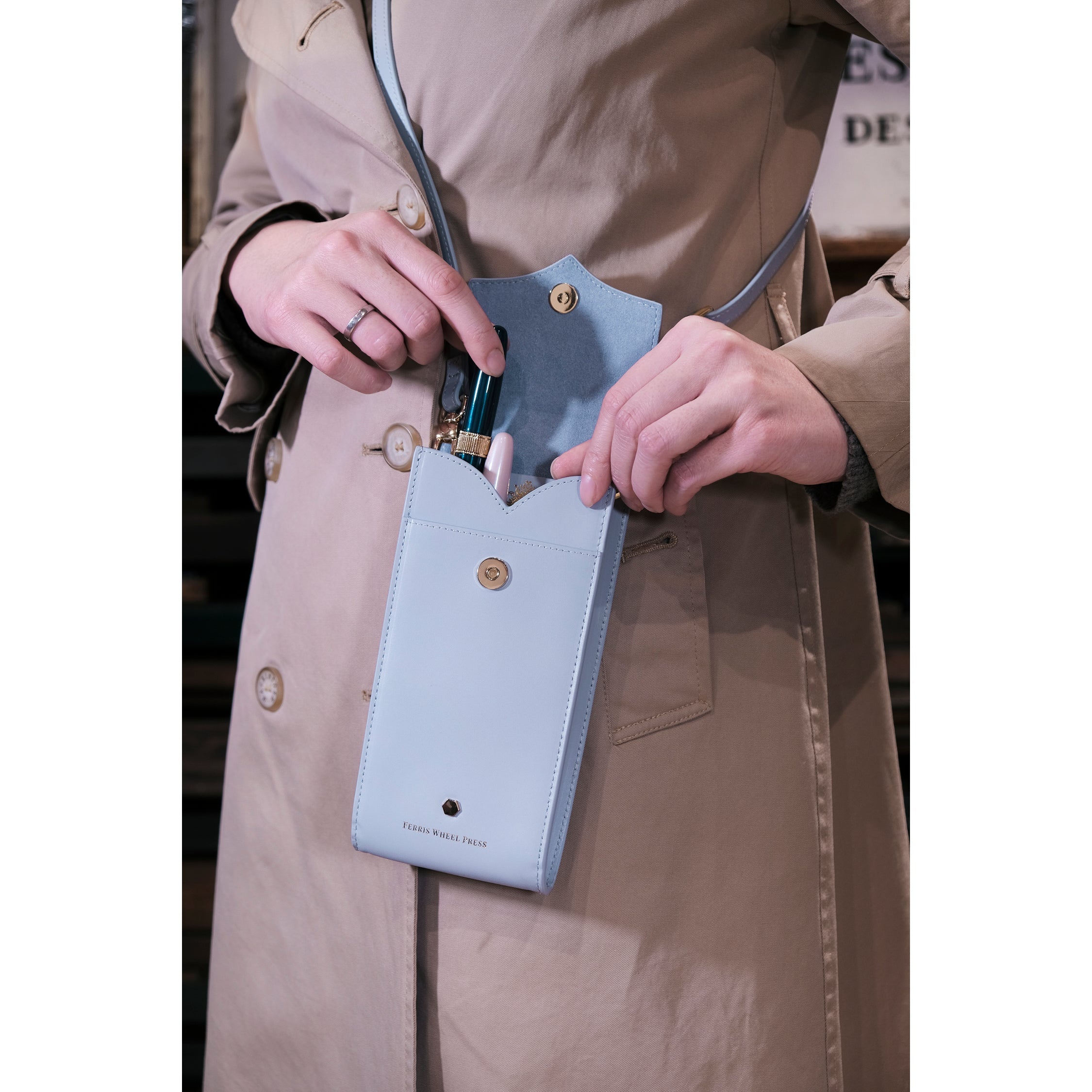 Leather Stationery Collection - The Pendant Purse / Light Blue